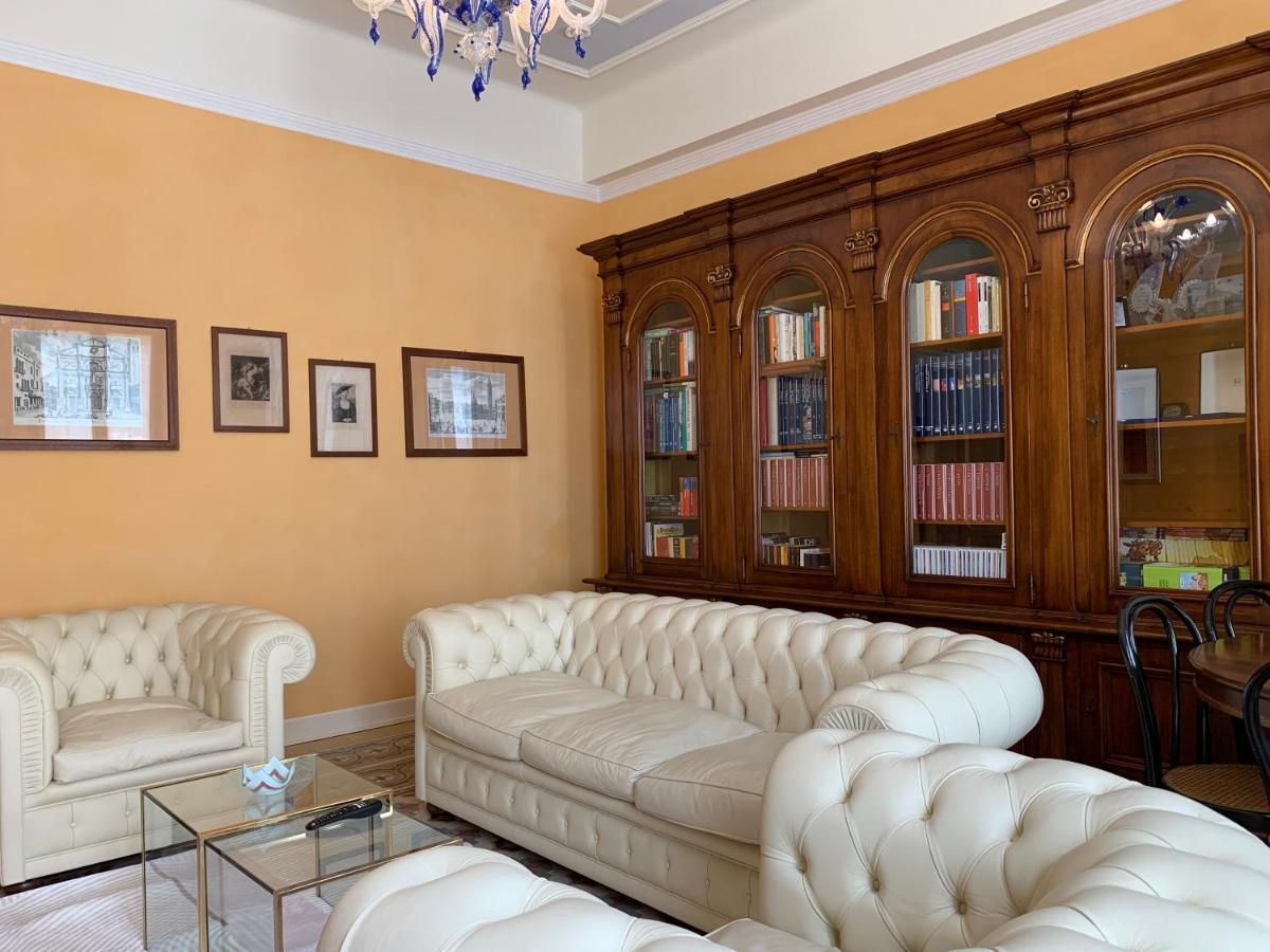 Residenza Porta Brescia Villa Peschiera del Garda Exterior foto